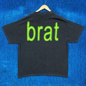 Charli-XCX brat Spell Out Oversized Electro-Dance Pop Tee L